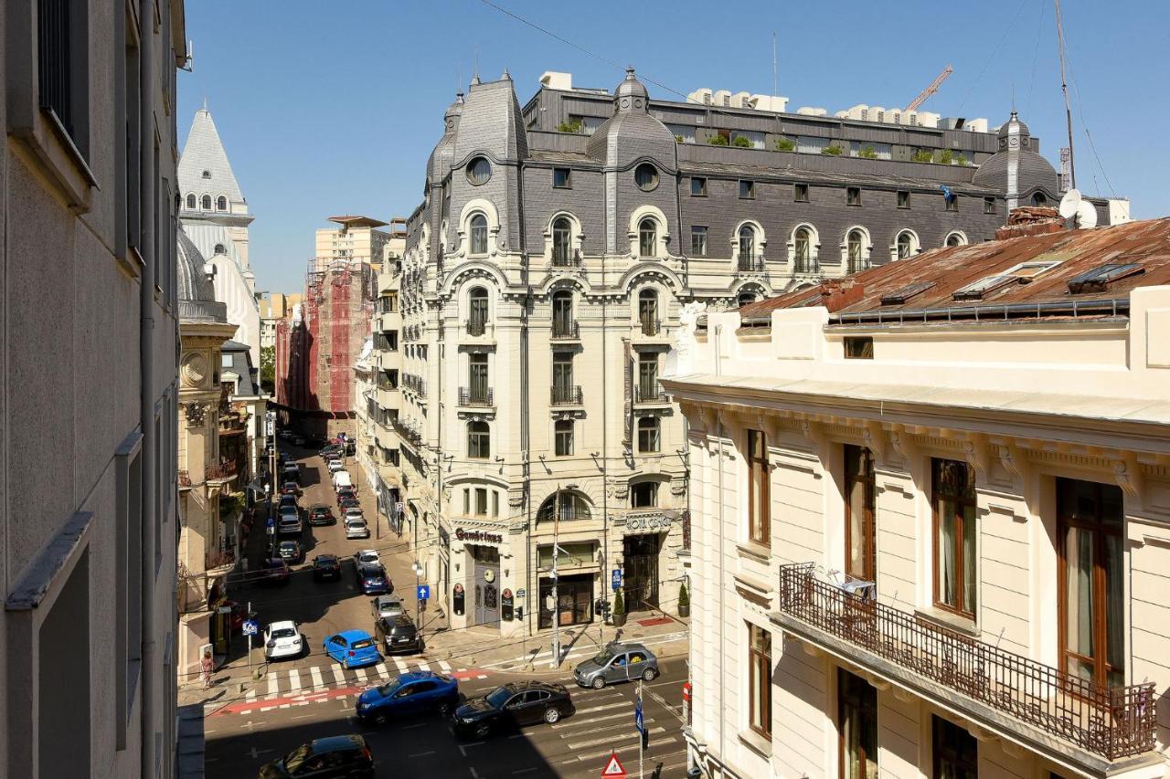Apartment Stylish & Spacious Near The Old Town - A Touch Of History, A Dash Of Modernity *