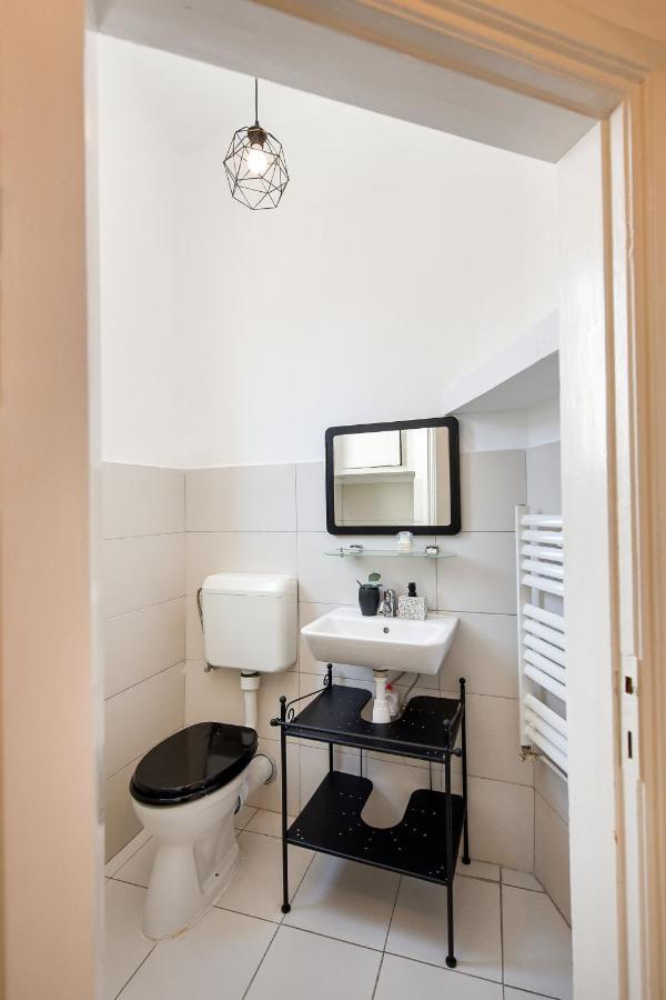 Apartment Stylish & Spacious Near The Old Town - A Touch Of History, A Dash Of Modernity
